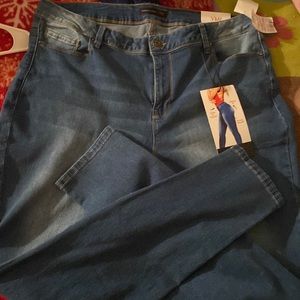 if you want the I take cashapp and we can talk about the things that I post